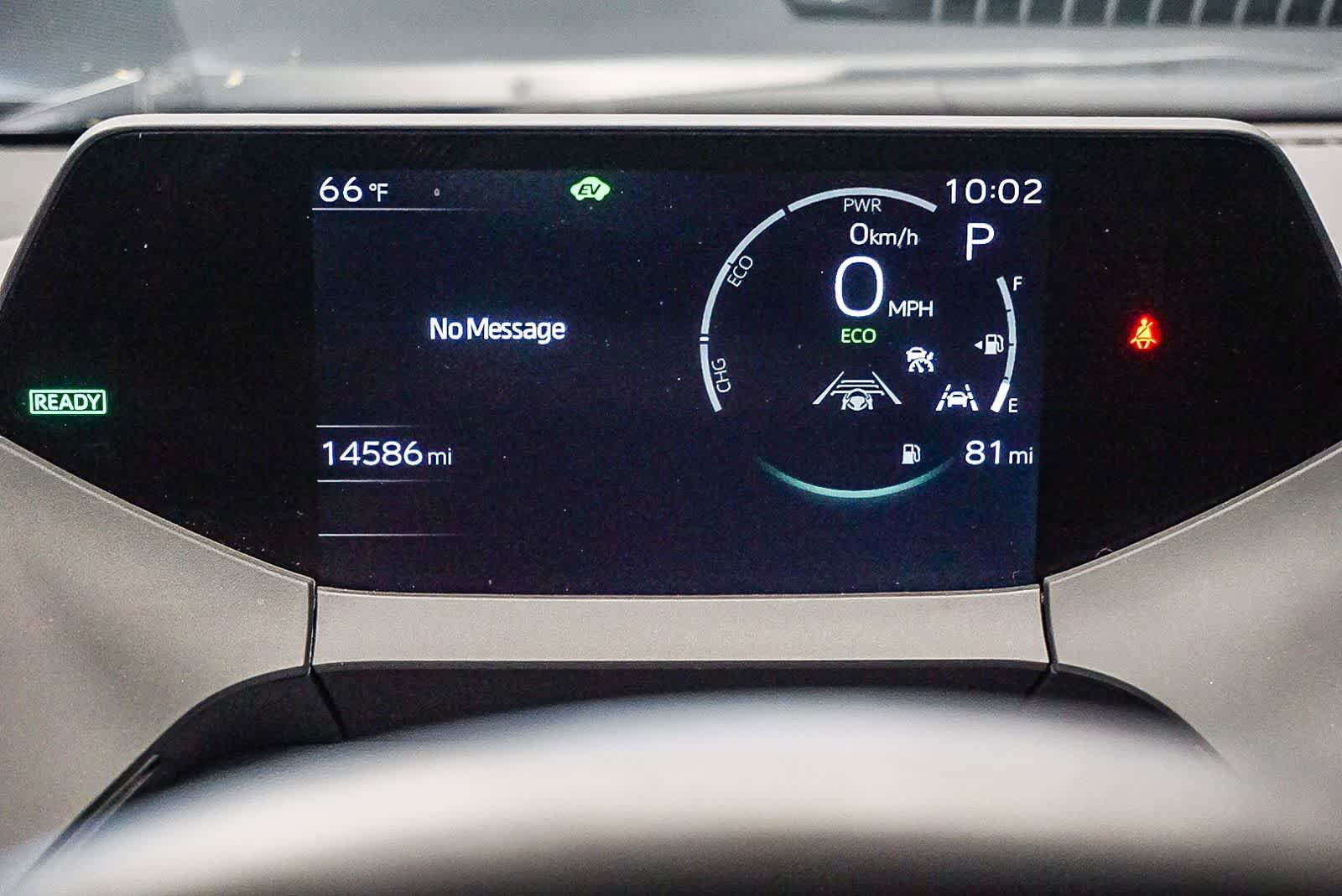 Used 2025 Toyota Prius XLE FWD image 21