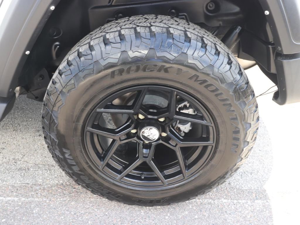 Used 2022 Jeep Wrangler Unlimited Sport image 16