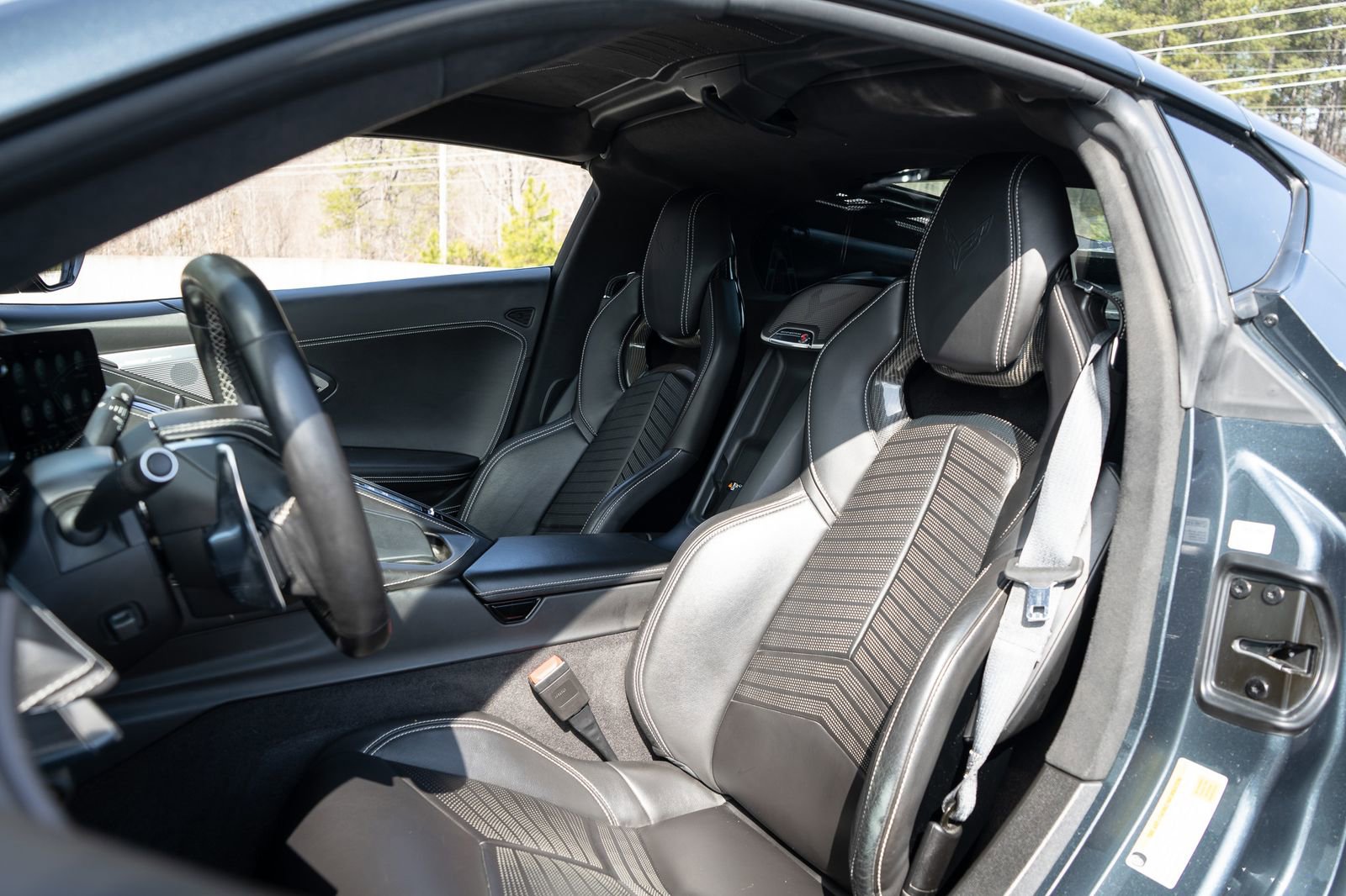 Used 2020 Chevrolet Corvette Stingray Premium Cpe w/ 3LT Preferred Equipment Group image 30