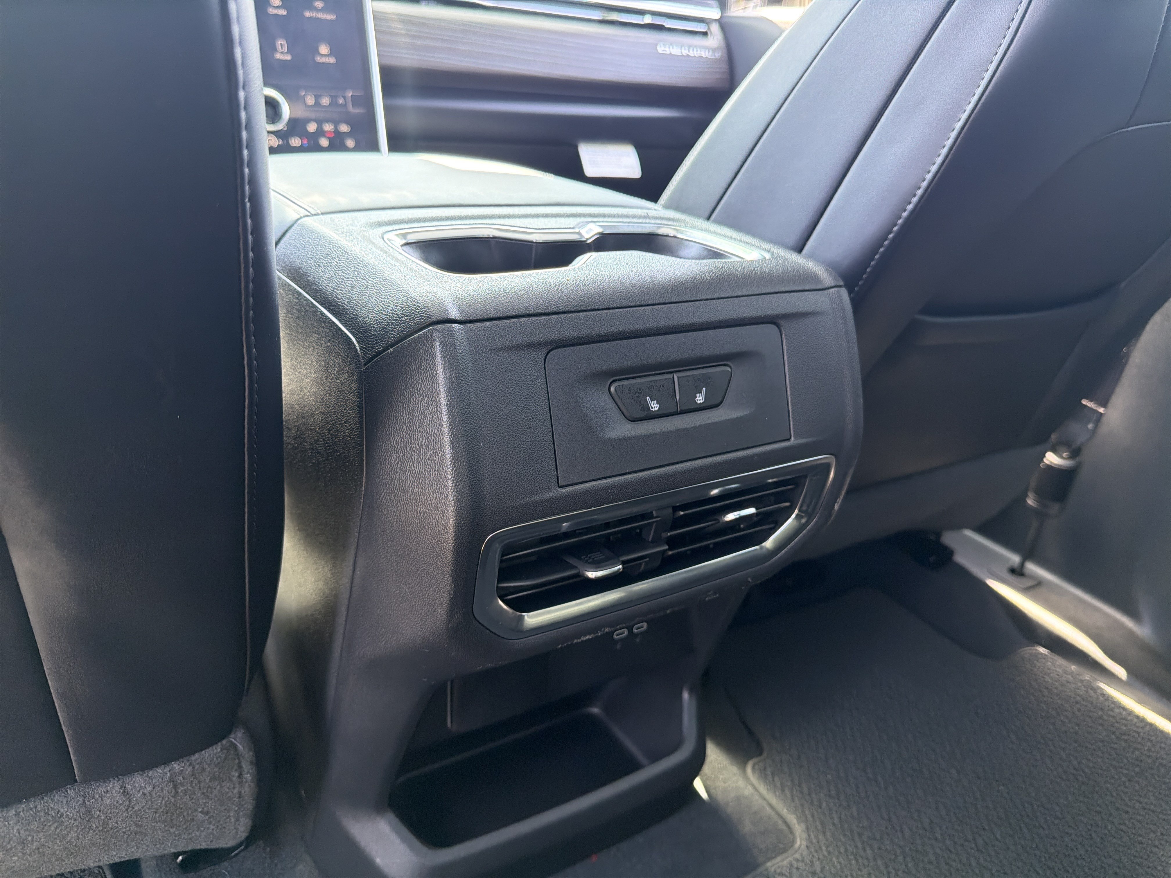Used 2025 GMC Sierra EV Denali AWD/4WD image 13