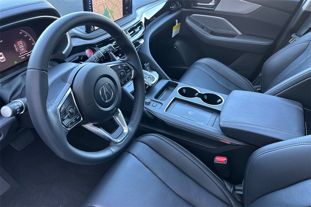 Certified 2025 Acura MDX w/ Technology Package image 11