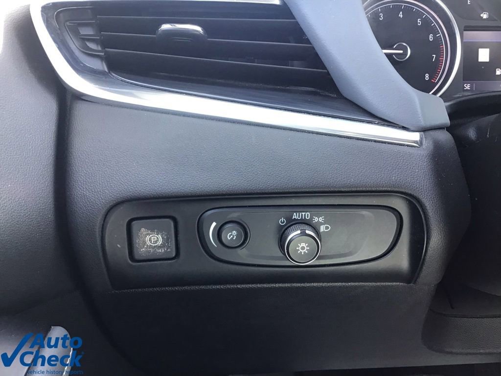 Used 2020 Buick Enclave Essence w/ Sound and Sites Package image 37