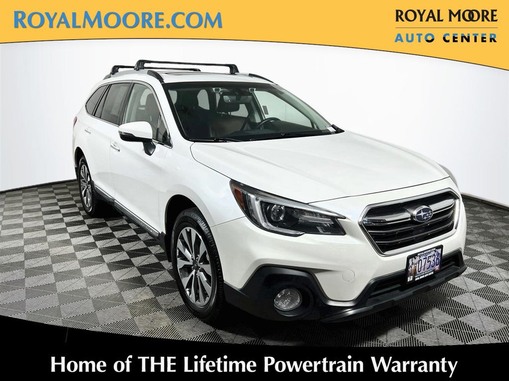 Used 2019 Subaru Outback 2.5i Touring AWD/4WD image 1