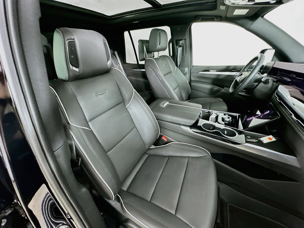New 2026 Cadillac Escalade Sport w/ Touring Package AWD/4WD image 37