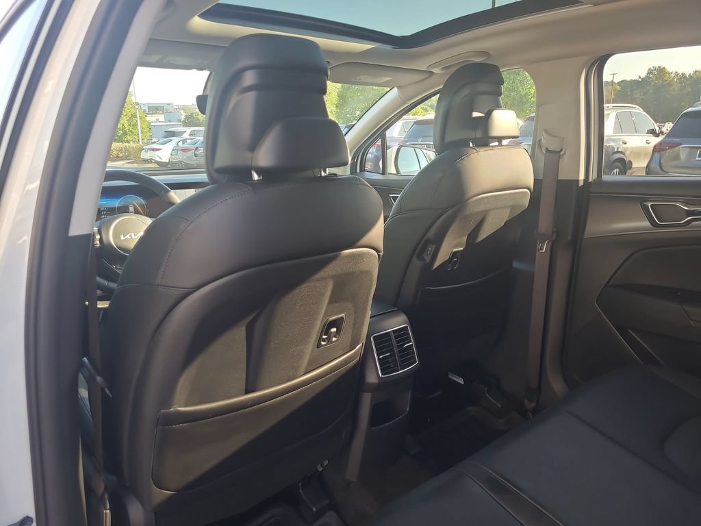 Used 2025 Kia Sportage SX Prestige AWD/4WD image 9