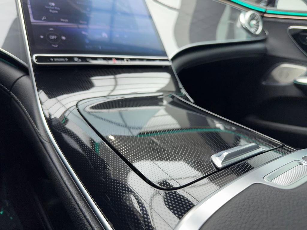 Used 2023 Mercedes-Benz EQE 500 4MATIC Sedan w/ Exclusive Trim Package image 31