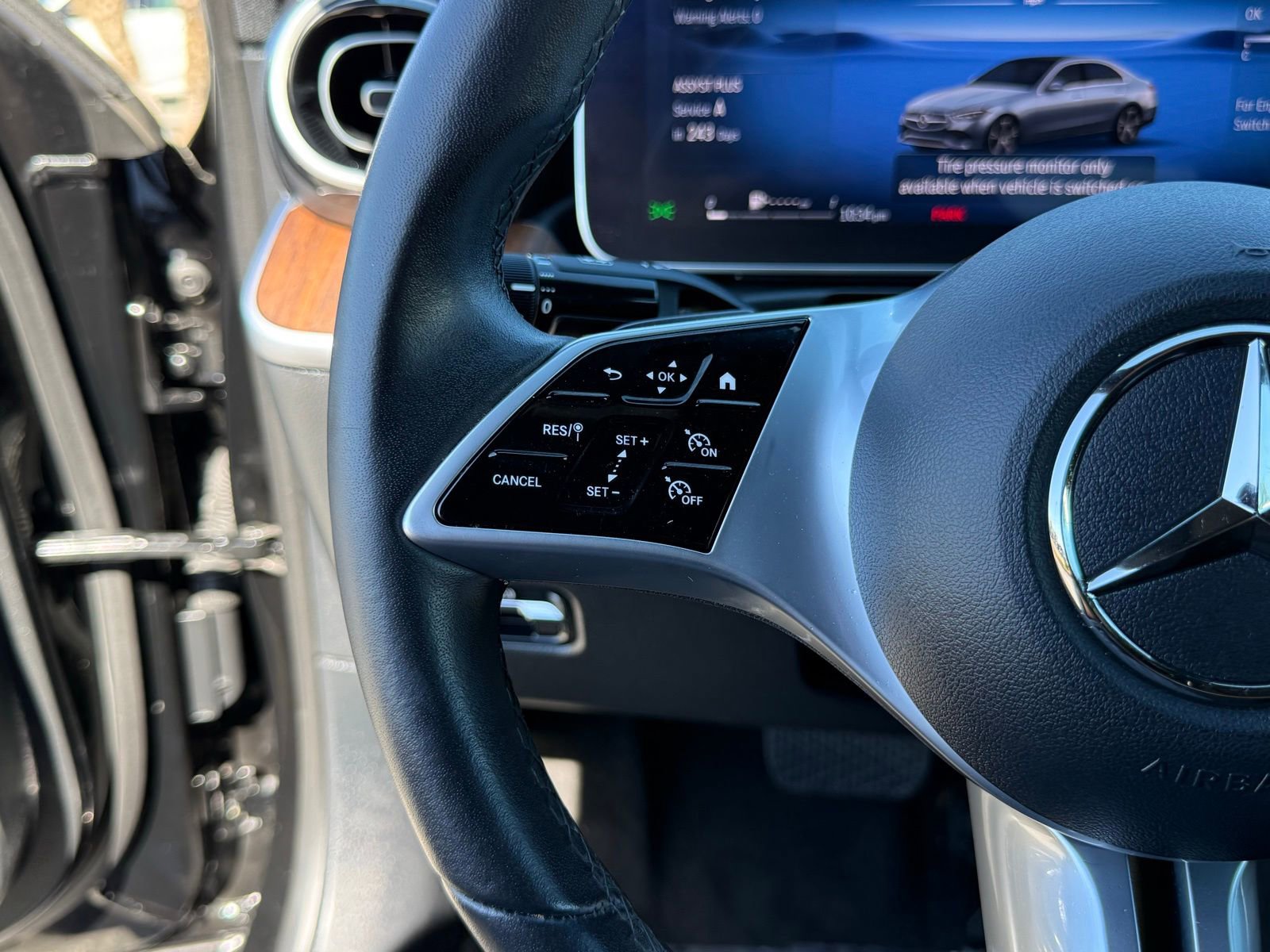 Used 2024 Mercedes-Benz C 300 Sedan image 24