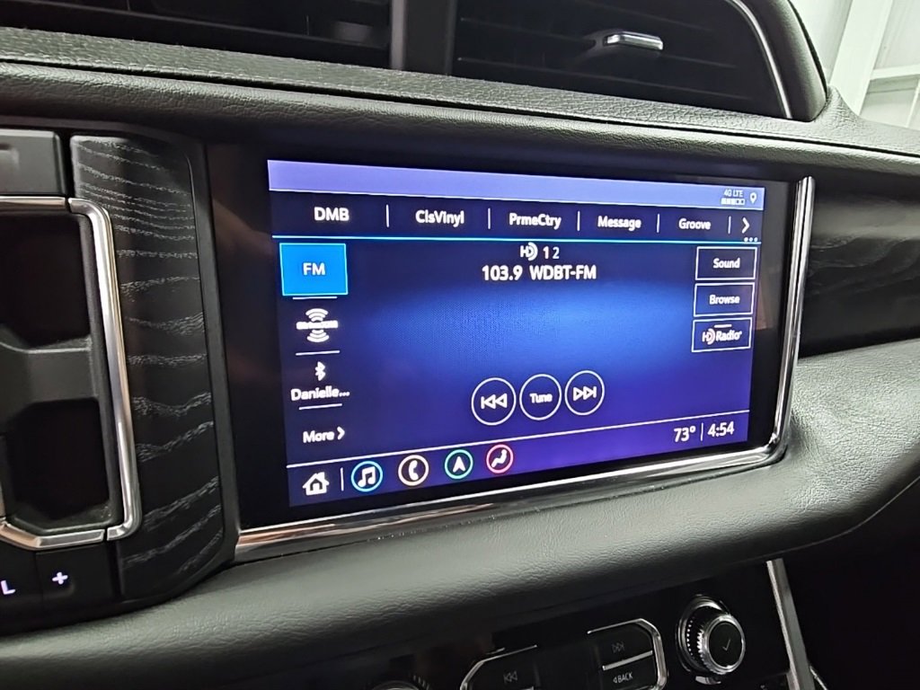 Used 2021 GMC Yukon XL Denali w/ Denali Premium Package image 14