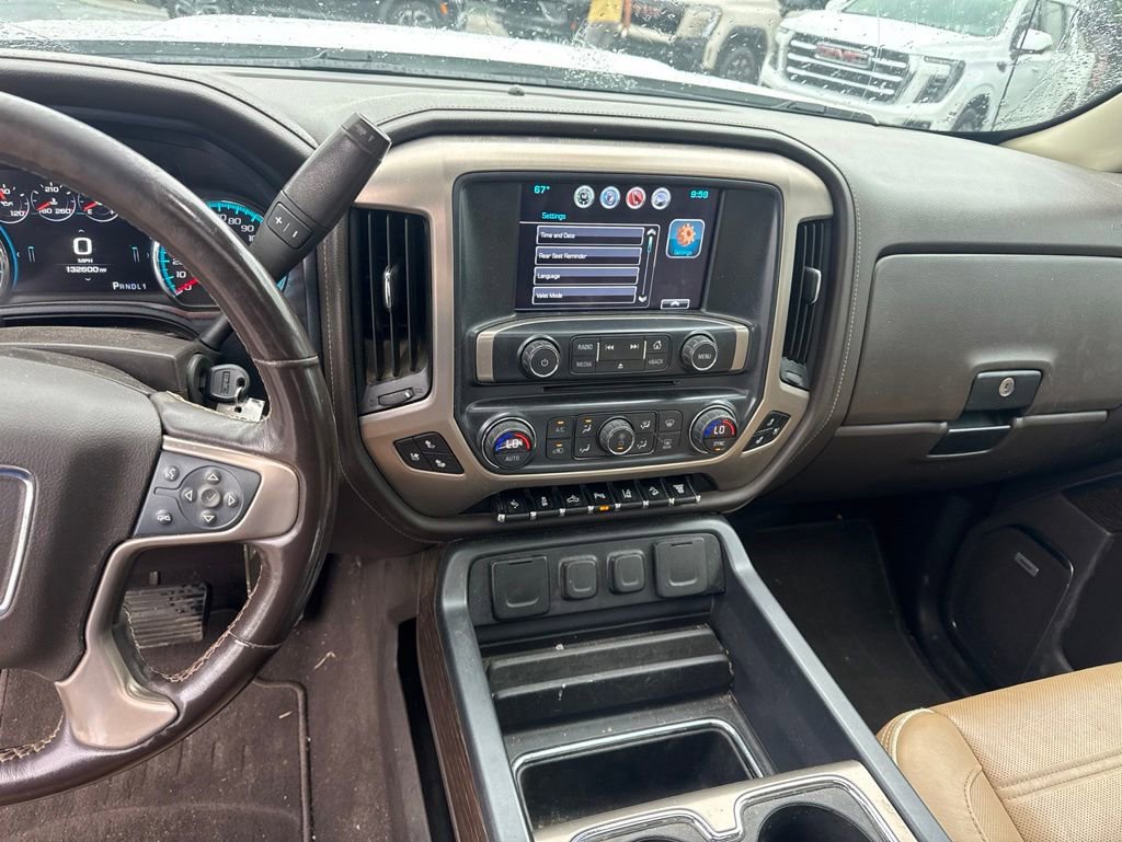 Used 2019 GMC Sierra 2500 Denali w/ Duramax Plus Package AWD/4WD image 11