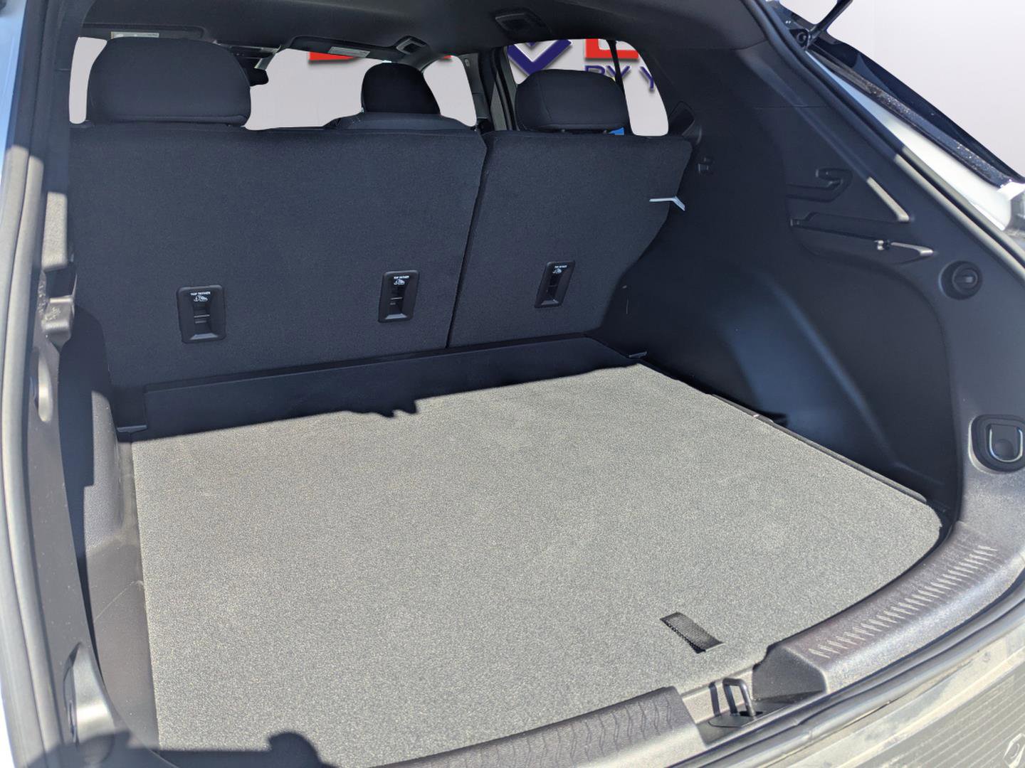 New 2026 Chevrolet Equinox EV LT image 10