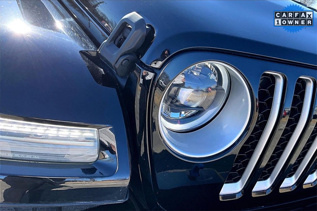 Used 2023 Jeep Wrangler Unlimited Sahara w/ Dual Top Group image 25