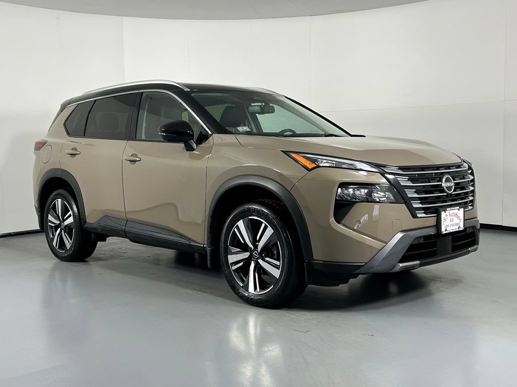 Used 2024 Nissan Rogue SL w/ SL Premium Package