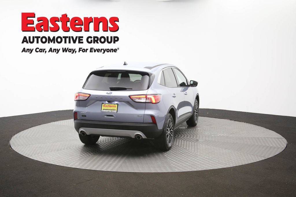 Used 2022 Ford Escape SE w/ Convenience Package FWD image 40