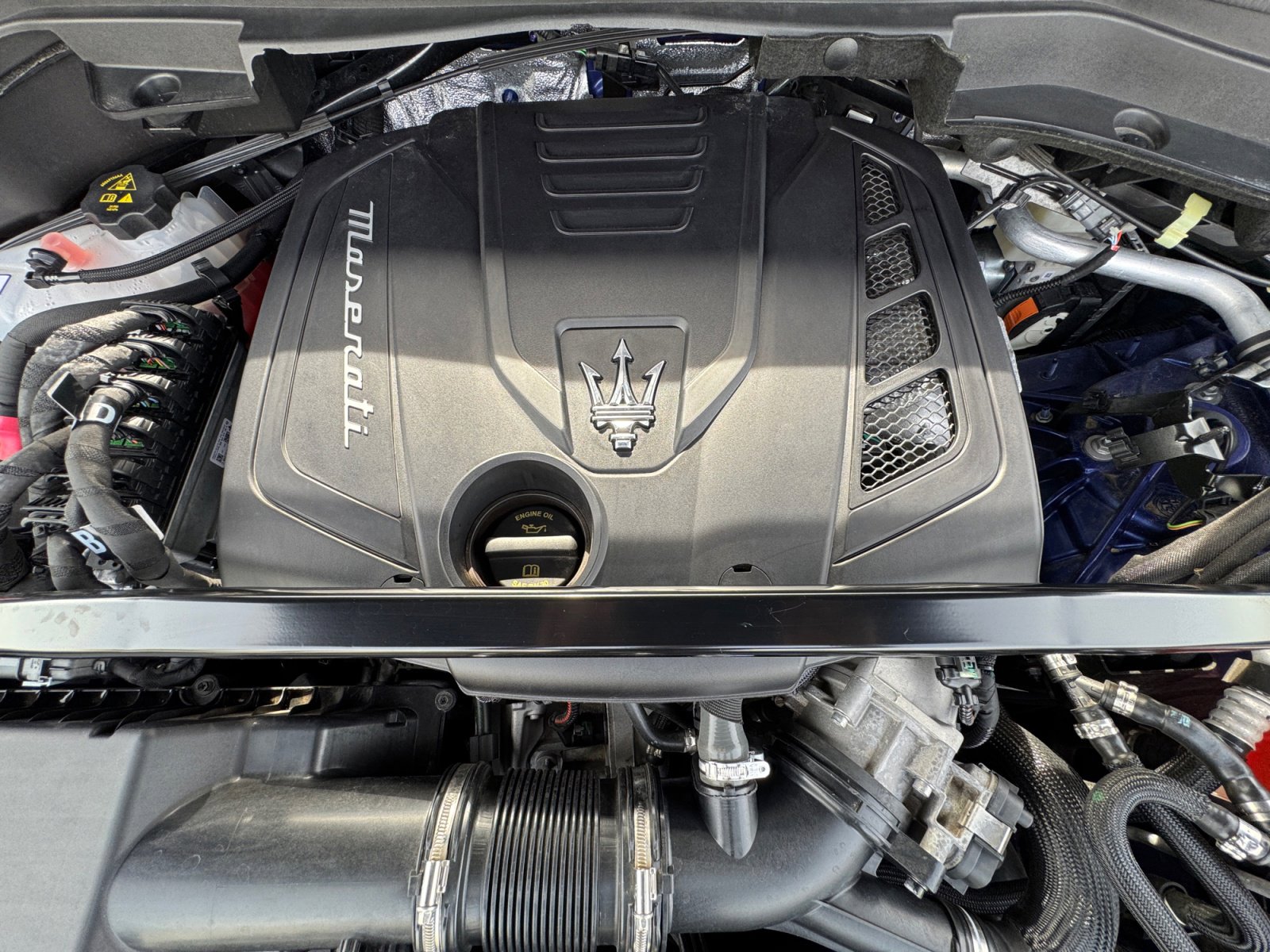Used 2023 Maserati Grecale Modena AWD/4WD image 21