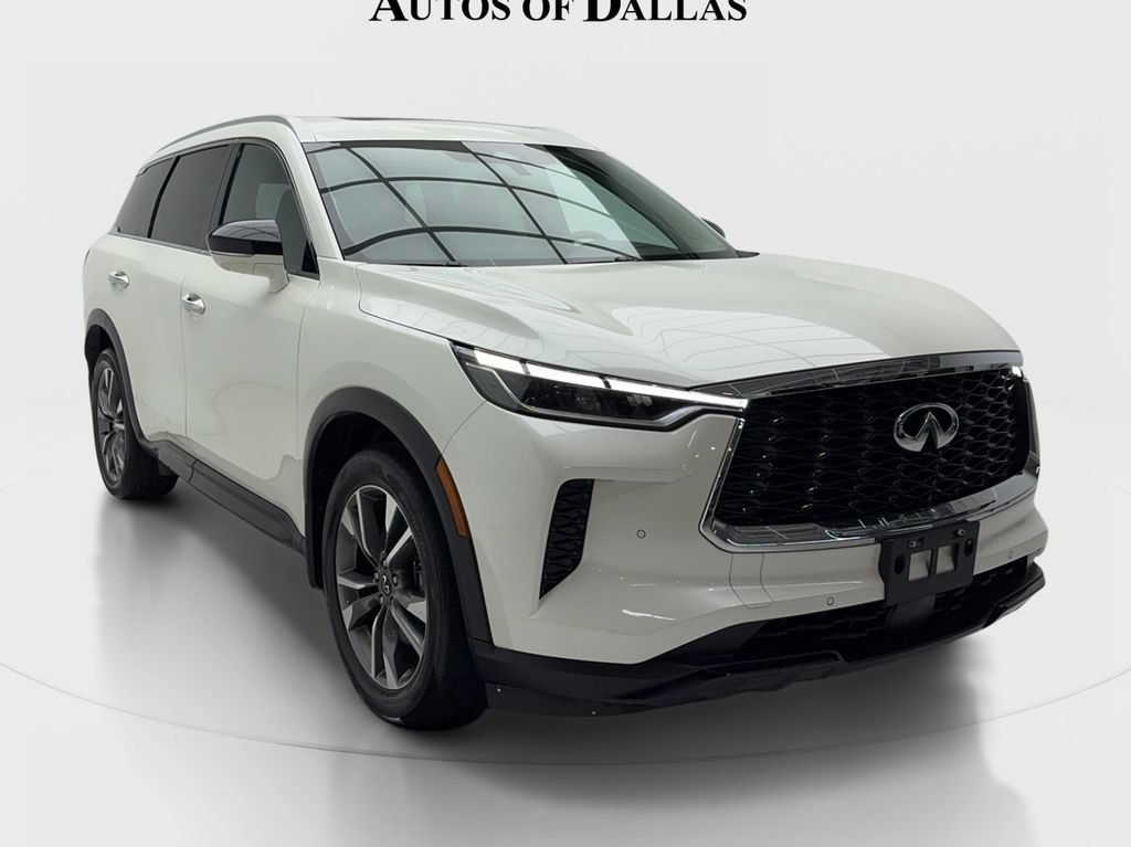 Used 2024 INFINITI QX60 Luxe w/ Cargo Package AWD/4WD image 2