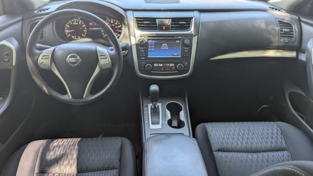 Used 2017 Nissan Altima 2.5 SV w/ Convenience Package FWD image 23