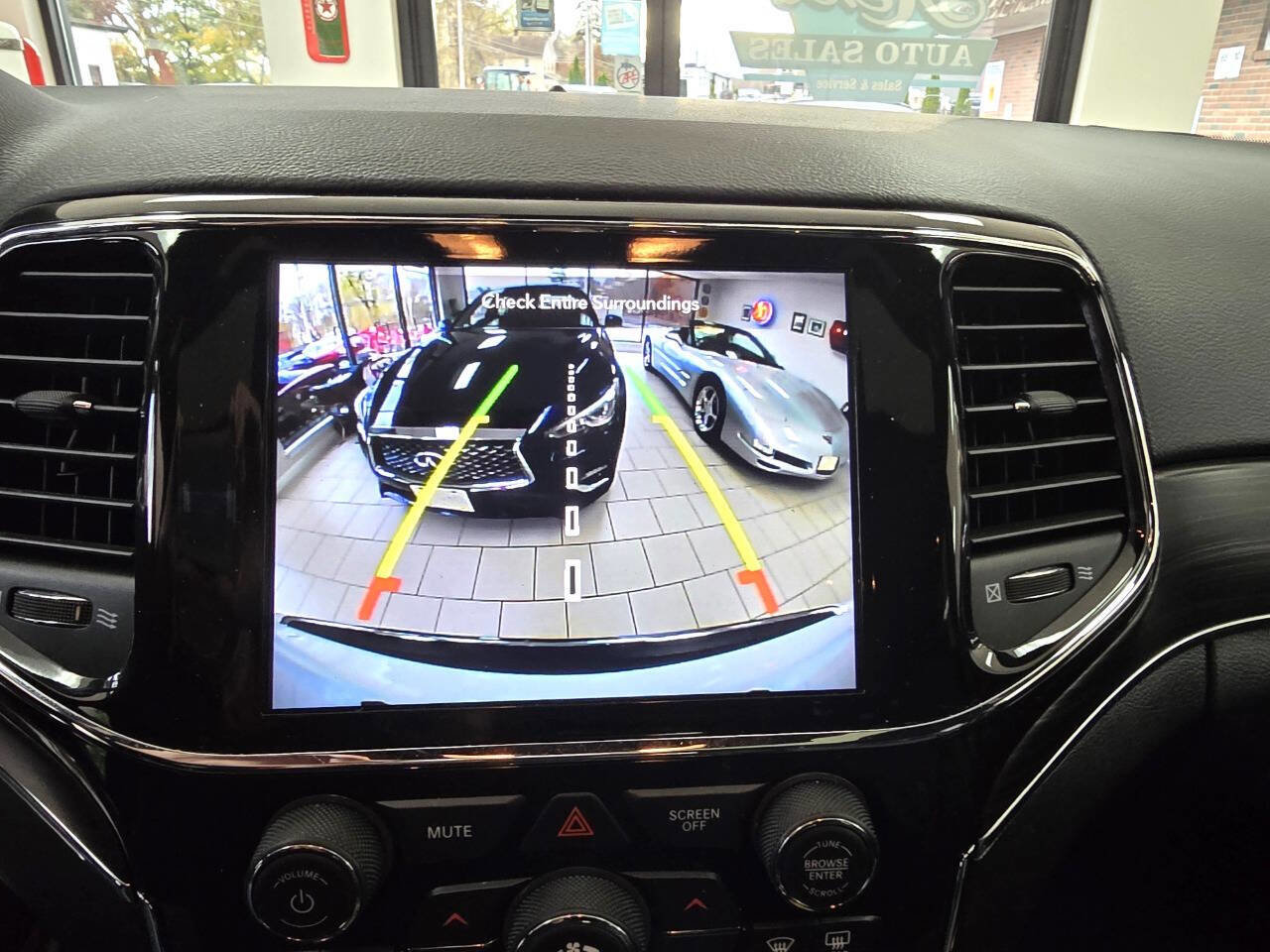 Used 2021 Jeep Grand Cherokee Limited w/ Premium Lighting Group image 25