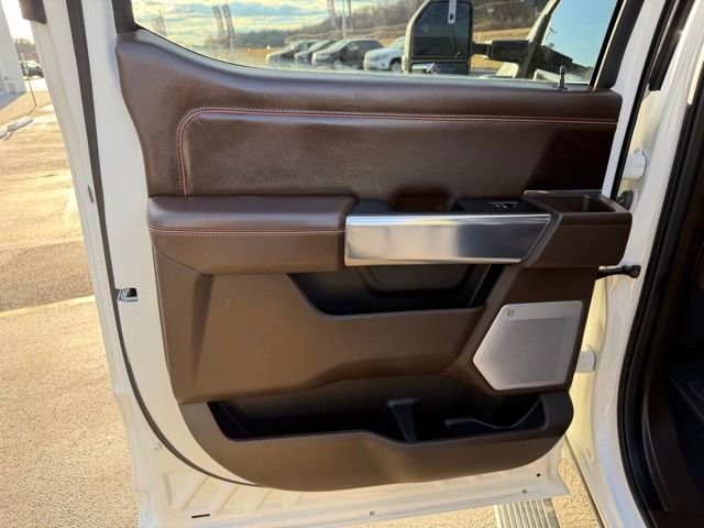 Used 2025 Ford F350 King Ranch w/ Chrome Package image 28