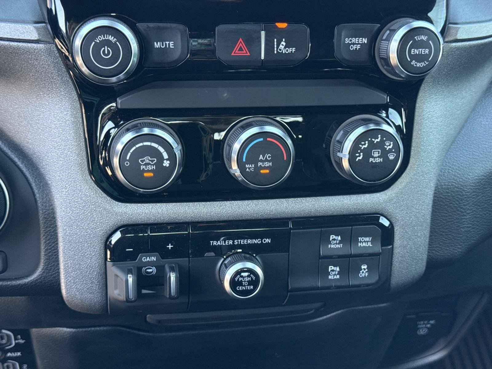 New 2027 RAM 1500 Warlock AWD/4WD image 27