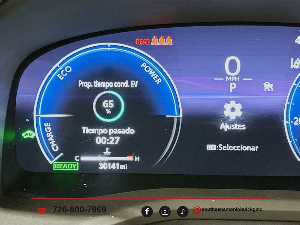 Used 2025 Toyota Camry XSE FWD image 13