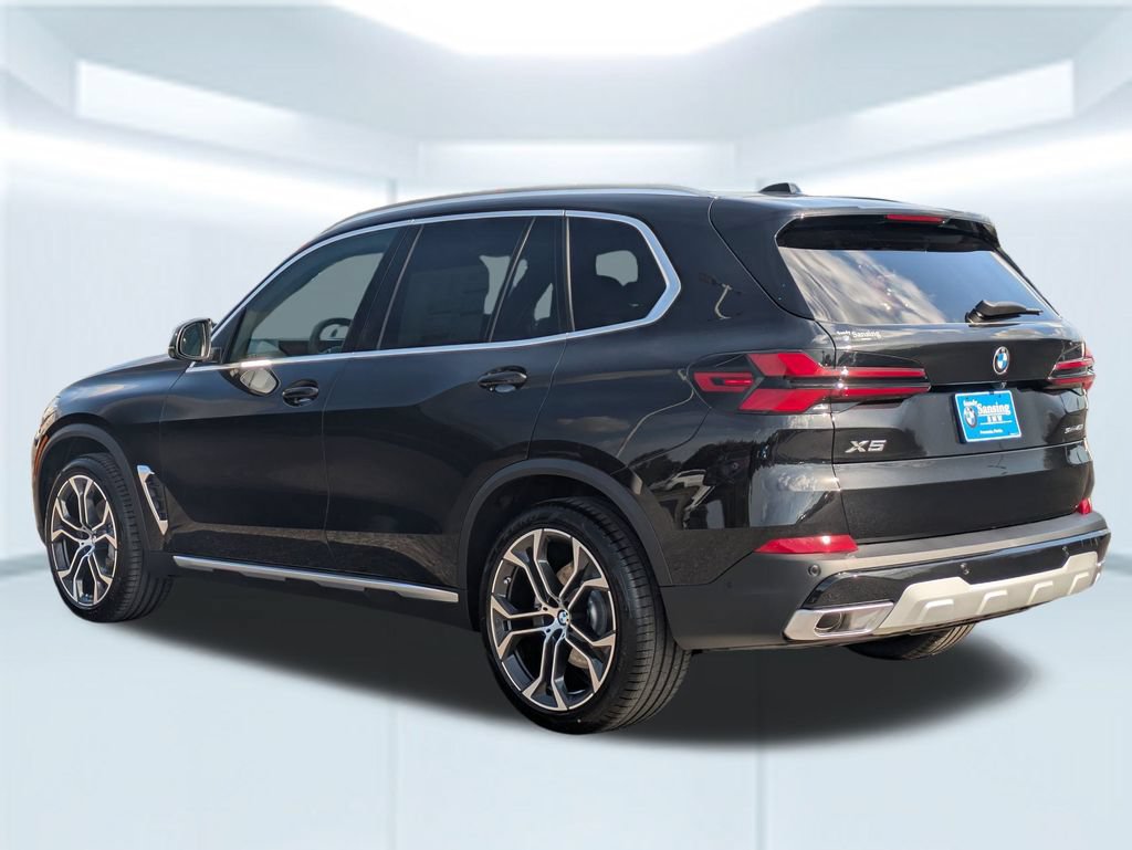 New 2026 BMW X5 sDrive40i RWD image 3