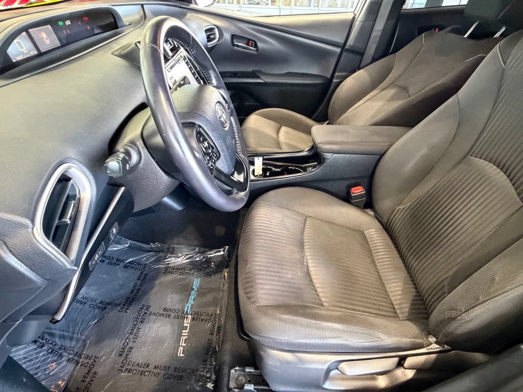 Certified 2021 Toyota Prius Prime LE FWD image 21