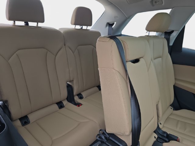 Used 2020 Audi Q7 3.0T Premium Plus AWD/4WD image 16