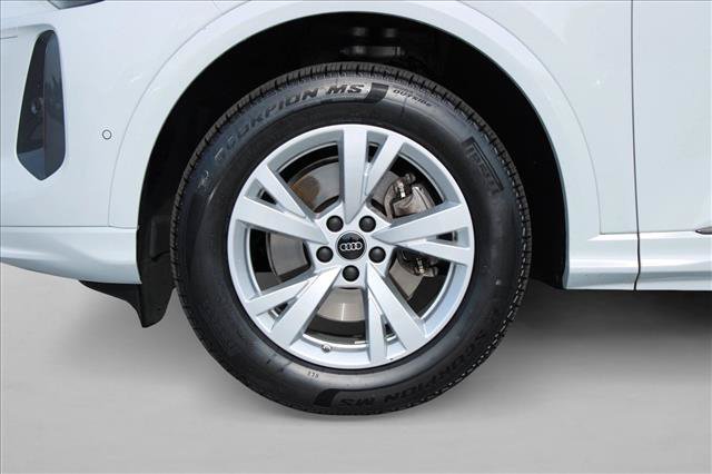 Certified 2025 Audi Q5 Premium w/ Convenience Package AWD/4WD image 15