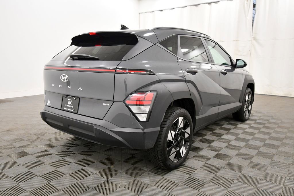 Used 2025 Hyundai Kona SEL image 7