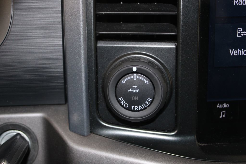 Used 2024 Ford F150 XLT w/ Tow/Haul Package image 43