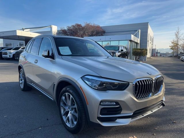 Used 2019 BMW X5 xDrive40i w/ Premium Package 2 image 3