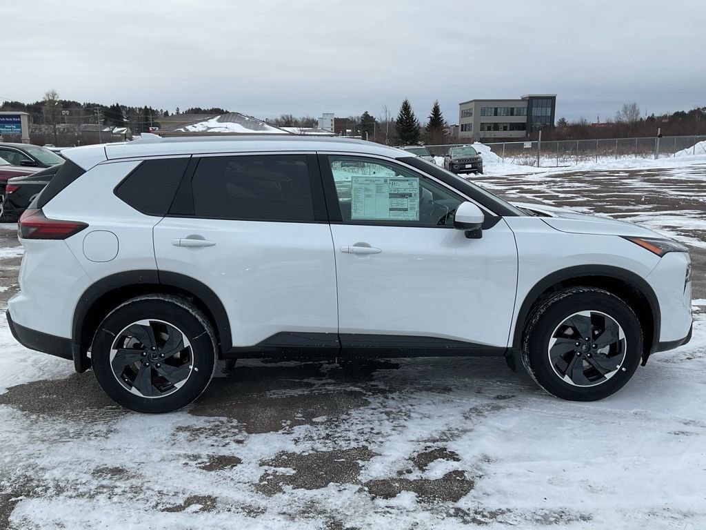 New 2026 Nissan Rogue SV w/ SV Premium Package AWD/4WD image 4