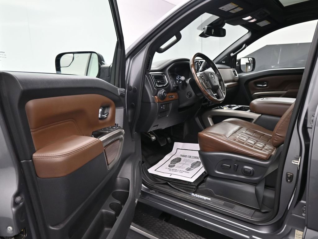 Used 2021 Nissan Titan Platinum Reserve w/ Moonroof Package AWD/4WD image 11