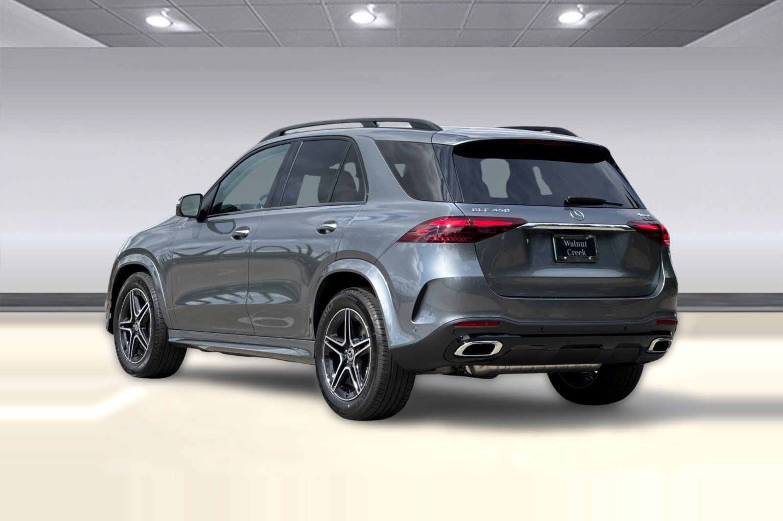 New 2026 Mercedes-Benz GLB 250 image 3