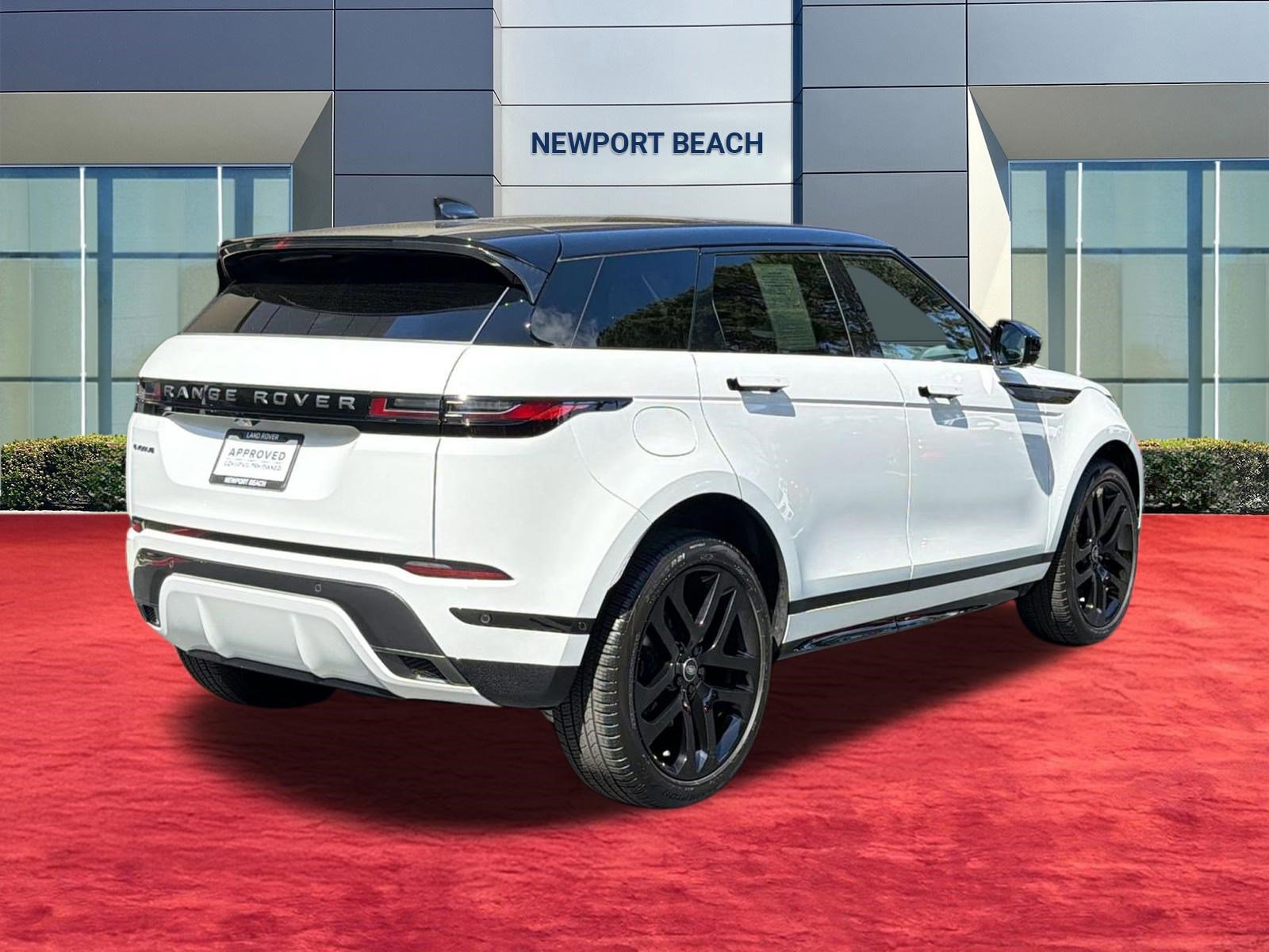 Certified 2026 Land Rover Range Rover Evoque Dynamic SE AWD/4WD image 9