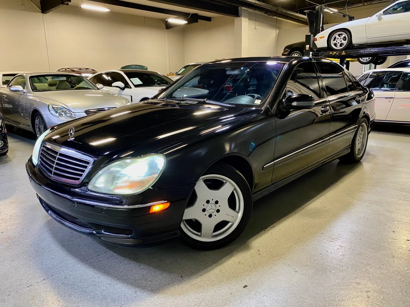 Used 2000 Mercedes-Benz S 500 image 2