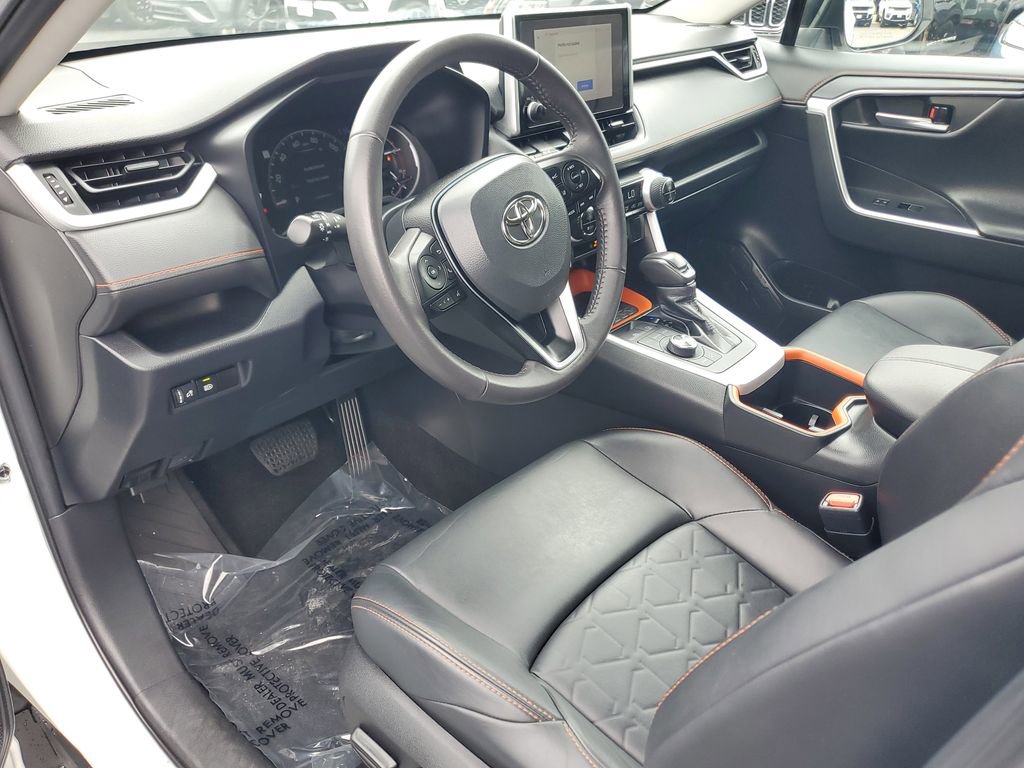 Used 2023 Toyota RAV4 Adventure image 21