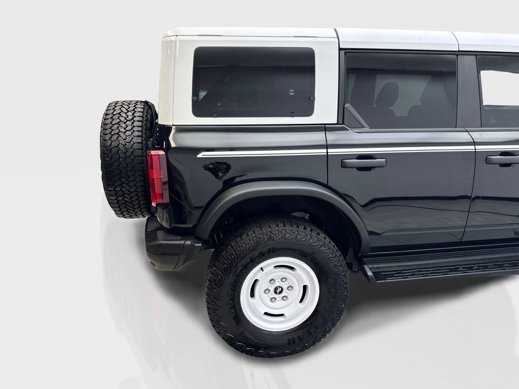 Used 2025 Ford Bronco Heritage Edition AWD/4WD image 14