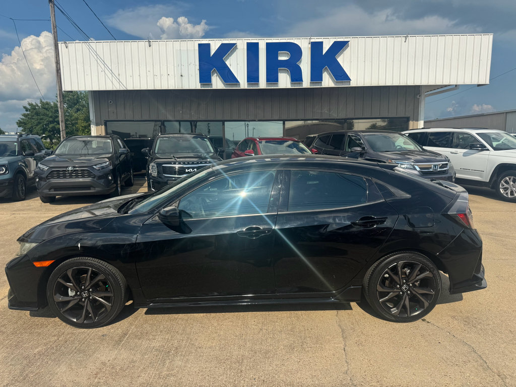 Used 2017 Honda Civic Sport image 2