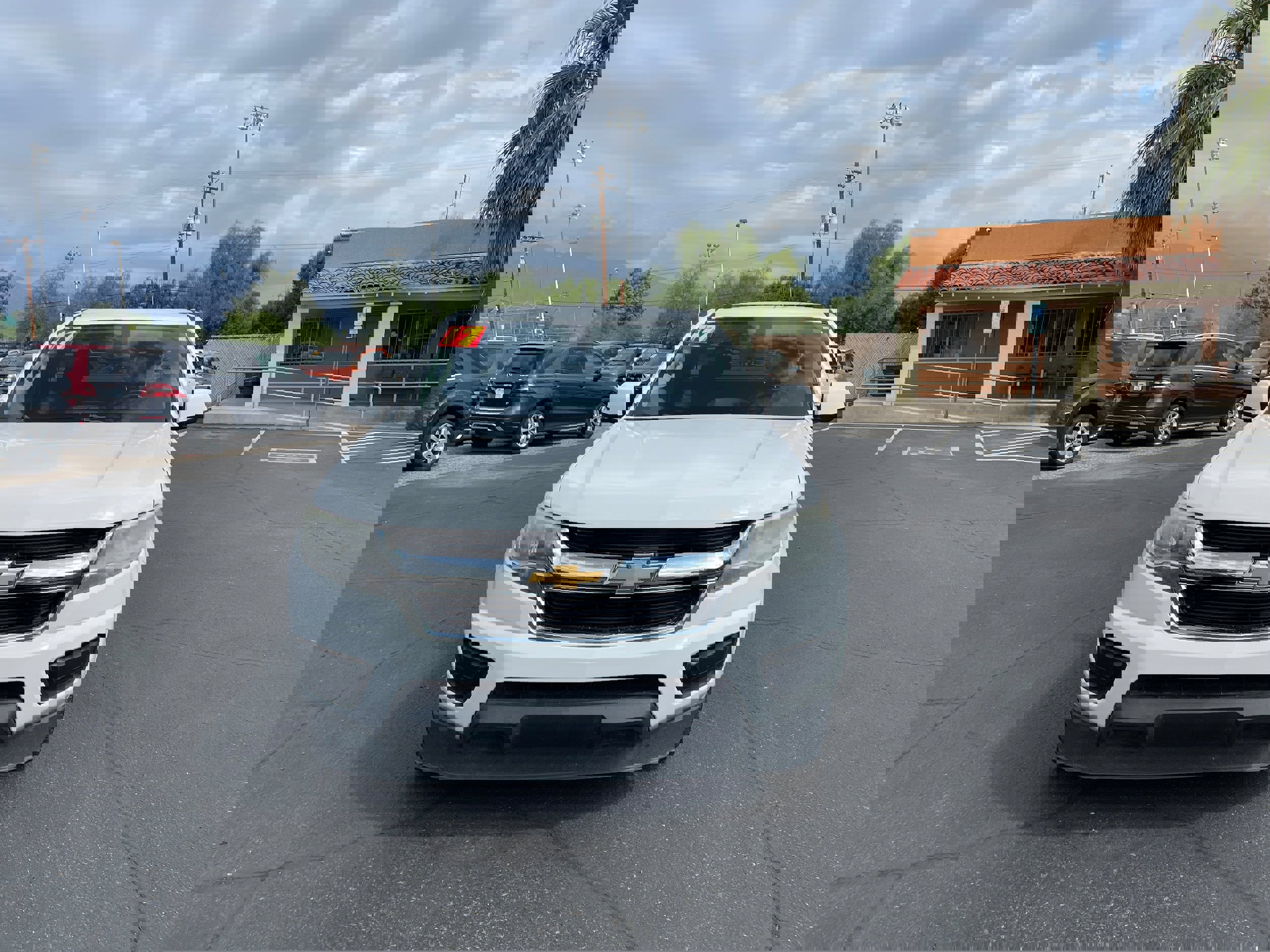 Used 2017 Chevrolet Colorado LT image 8