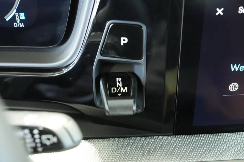 Used 2025 Porsche Cayenne S image 17