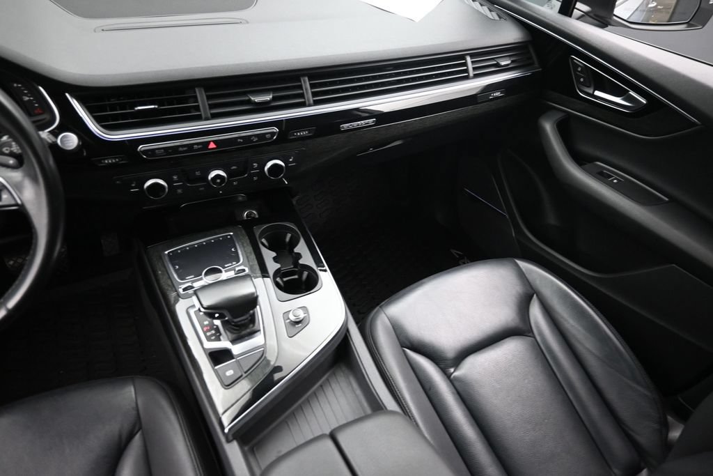 Used 2019 Audi Q7 3.0T Premium Plus AWD/4WD image 16