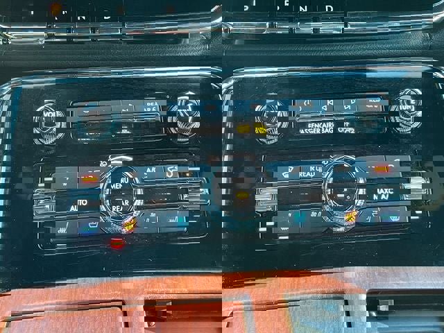 Used 2024 Lincoln Navigator L 4WD image 21