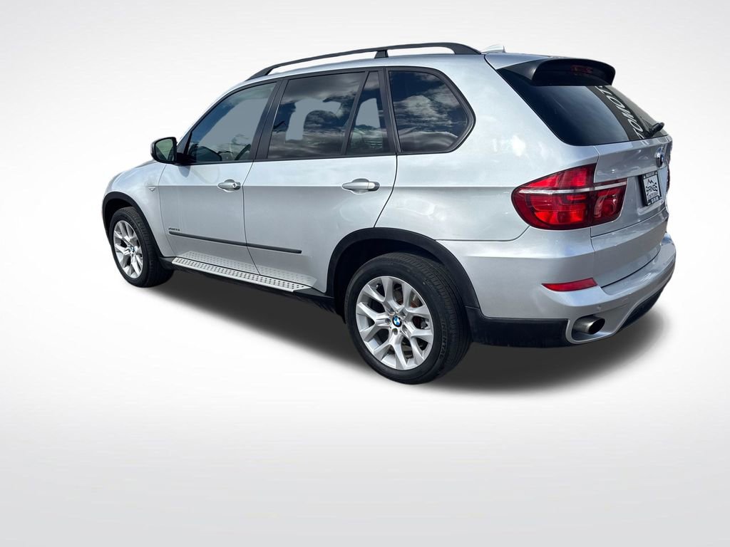Used 2011 BMW X5 xDrive35i AWD/4WD image 3
