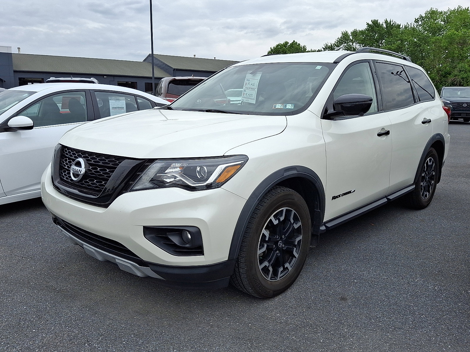 Used 2019 Nissan Pathfinder SL w/ Rock Creek Edition AWD/4WD image 2