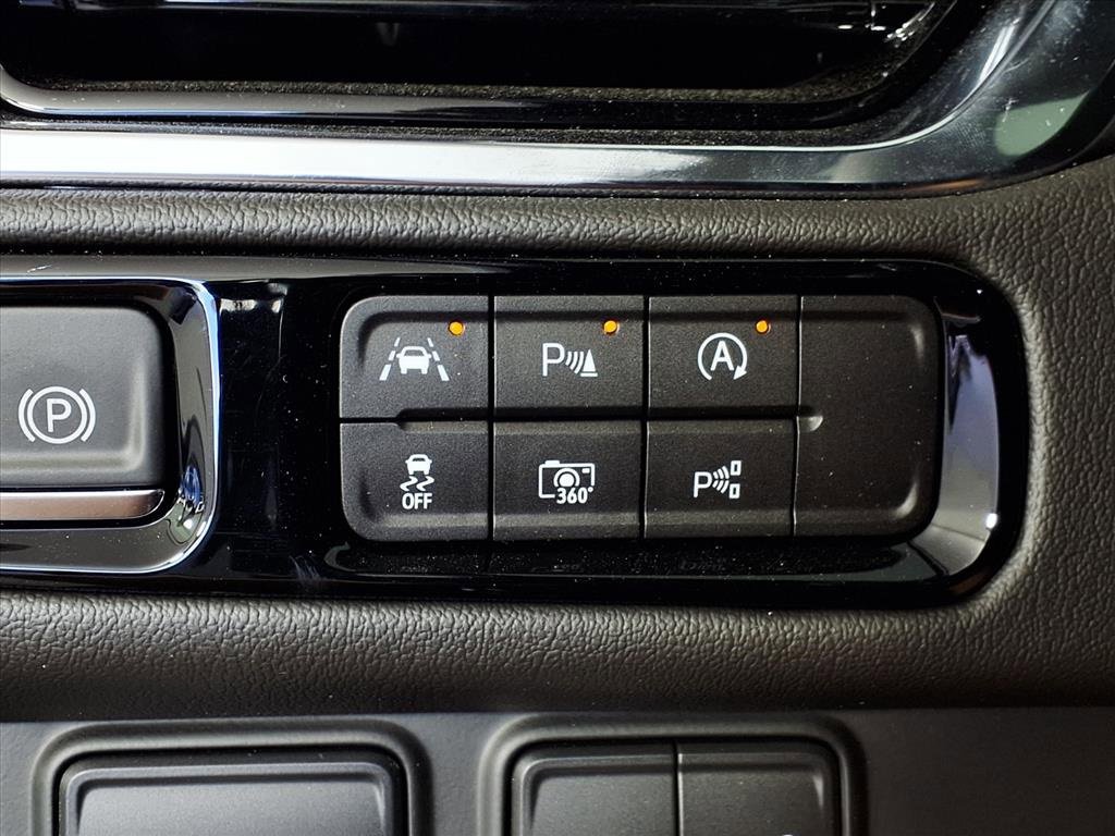 New 2026 GMC Yukon XL Denali w/ Sun & Power Step Package image 10