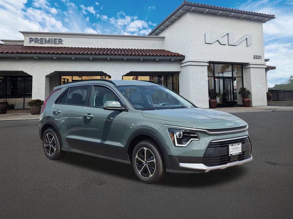 New 2026 Kia Niro EX FWD image 2