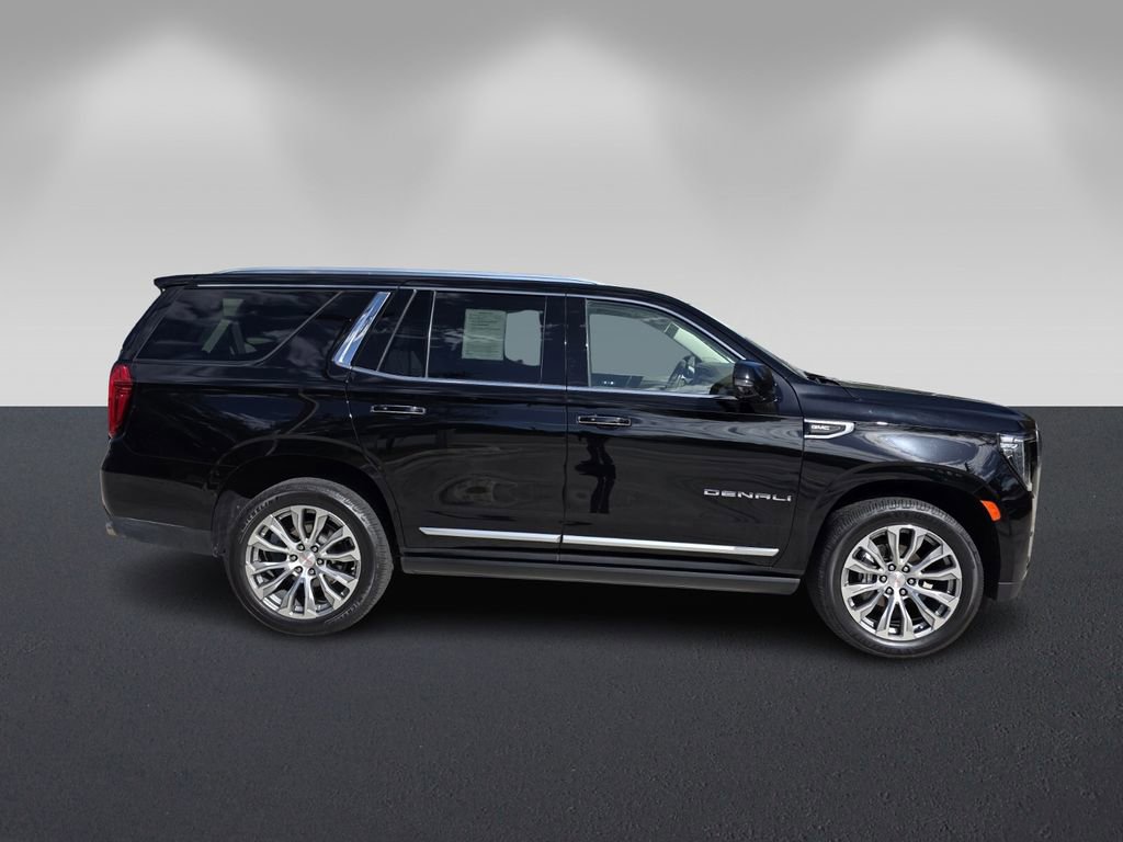 Used 2021 GMC Yukon Denali w/ LPO, Illumination Package image 3