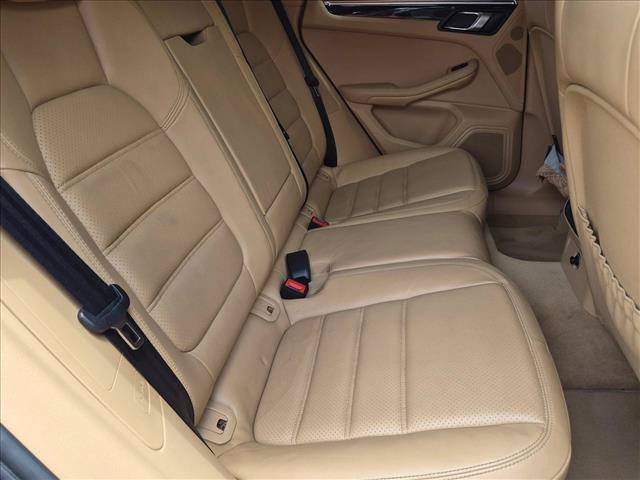 Used 2015 Porsche Macan S AWD/4WD image 17