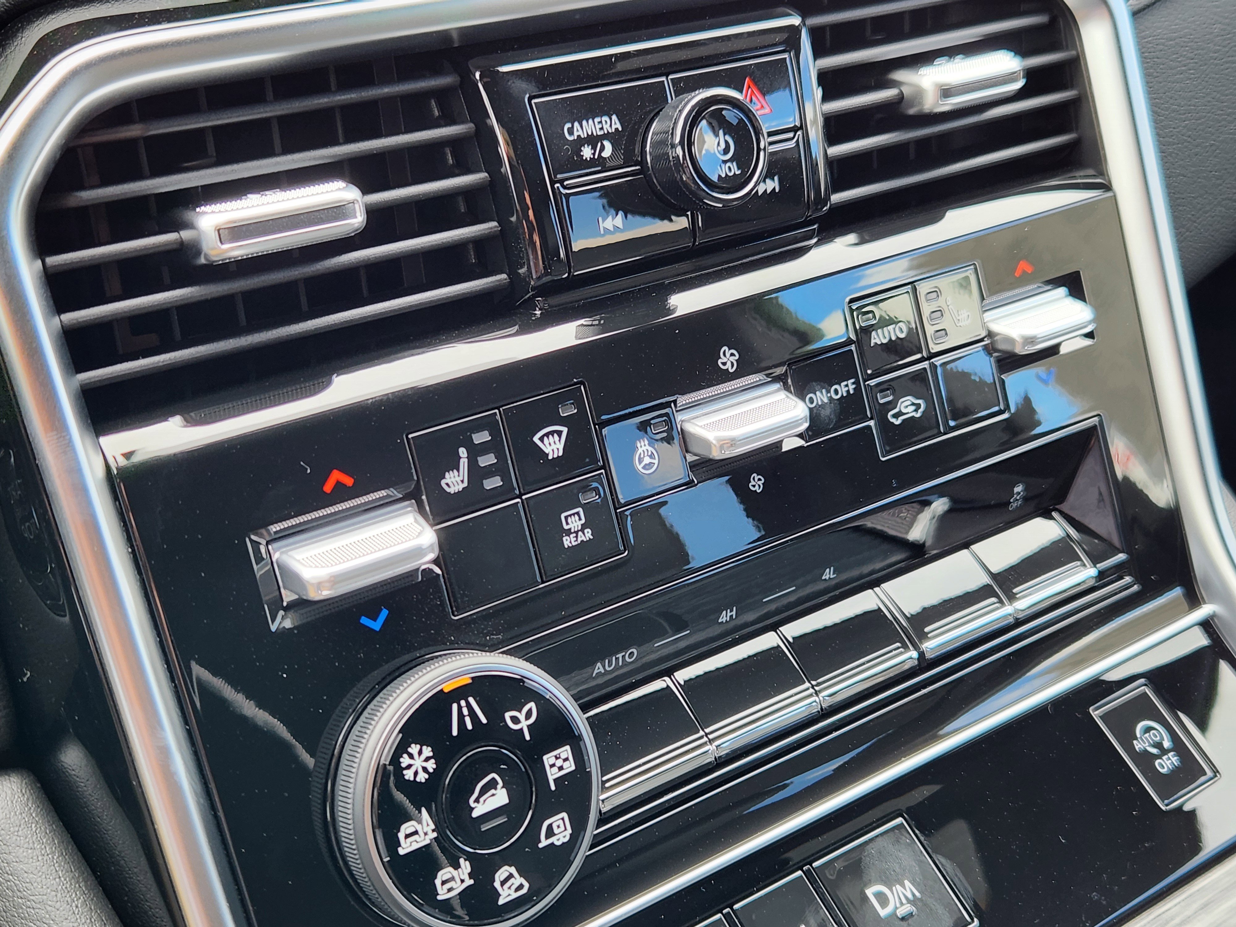 New 2026 Nissan Armada SL image 20